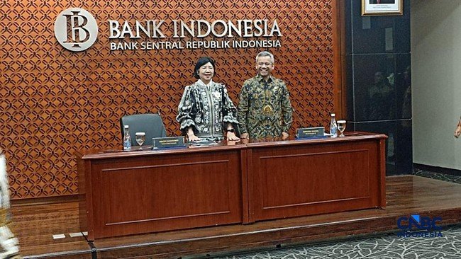 BI dan Menkeu Sepakat Perkuat Sinergi dalam Lima Pilar Kerja Sama 1 BI dan Menkeu Sepakat Perkuat Sinergi dalam Lima Pilar Kerja Sama