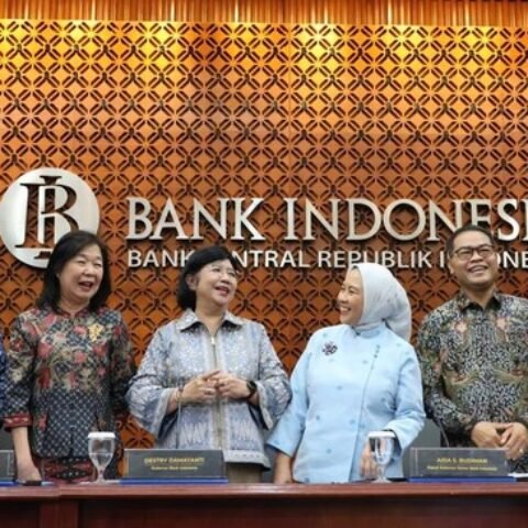 BI Tahan Suku Bunga Acuan 5,75% di RDG Perdana Destry Damayanti