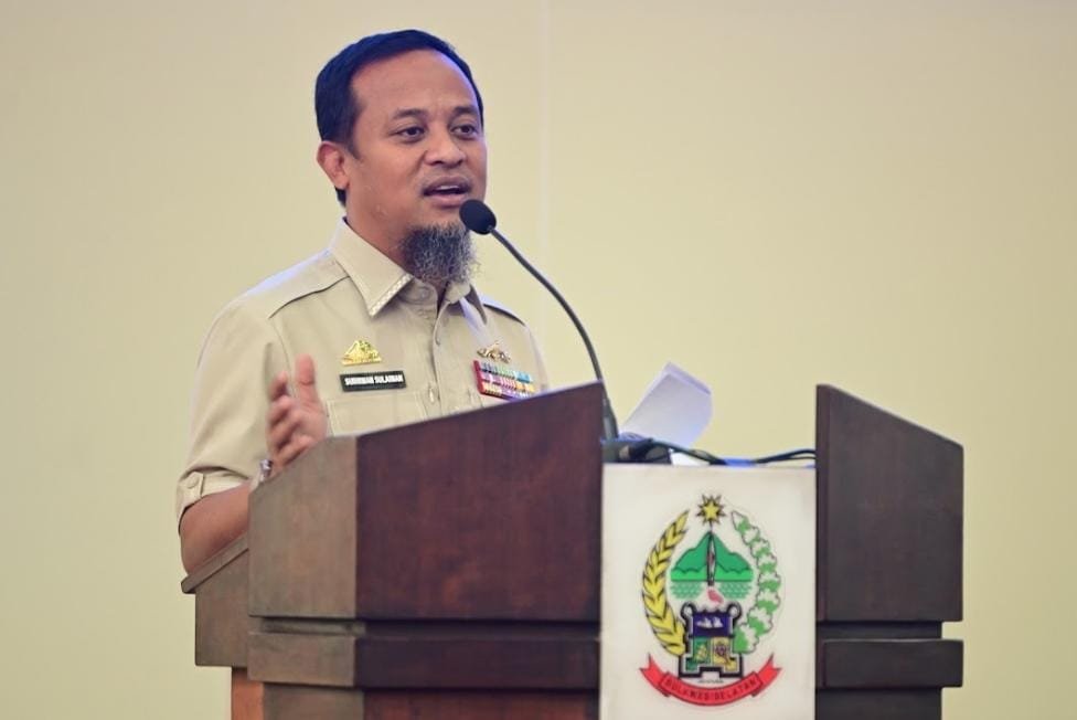 Bupati Gowa Tersangka, Gubernur Sulsel Sebut Wabup Lanjutkan Pemerintahan hingga Plt Diperintahkan 1 Bupati Gowa Tersangka, Gubernur Sulsel Sebut Wabup Lanjutkan Pemerintahan hingga Plt Diperintahkan
