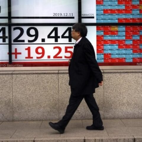 Bursa Asia Bergerak Variatif, Investor Menanti Keputusan The Fed