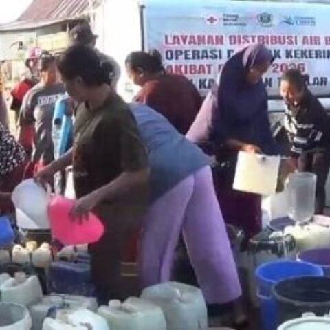 Desa Bonto Parang Mendapat Bantuan 12 Ribu Liter Air Bersih