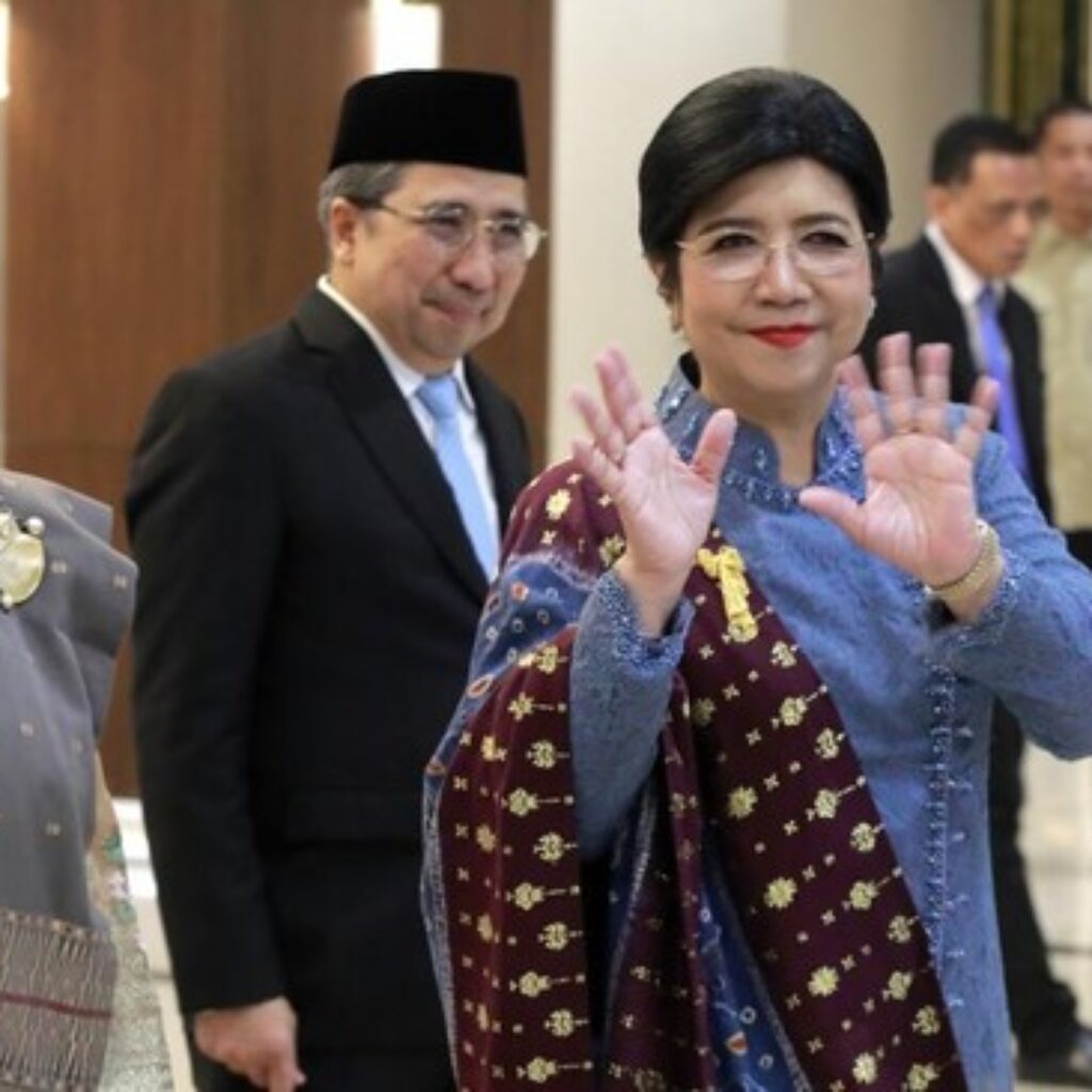 Destry Resmi Jadi Bos BI! Aida dan Solikin Juga Naik Jabatan