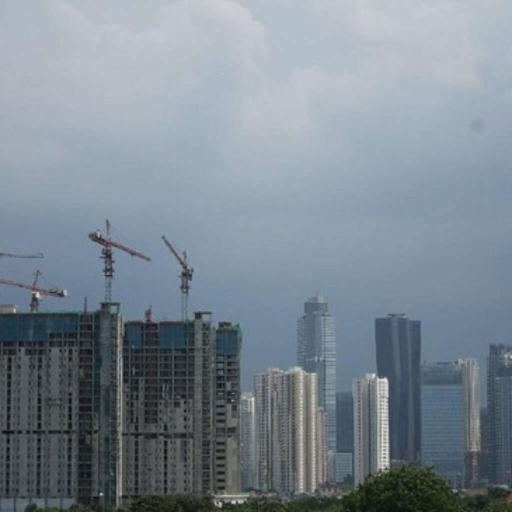 Klaim Tinggi Bayangi Pertumbuhan Premi Asuransi Kredit, OJK Imbau Perkuat Underwriting