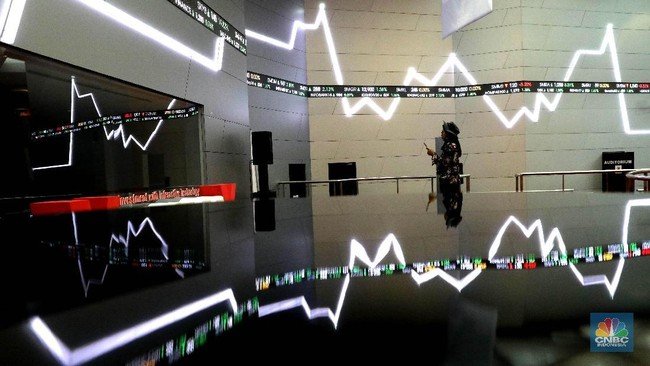 Konglomerat Edwin Soeryadjaya Borong Saham SRTG Rp 1,49 Miliar 1 Konglomerat Edwin Soeryadjaya Borong Saham SRTG Rp 1,49 Miliar