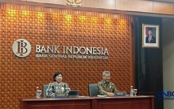 Menkeu Suahasil Nazara Kunjungi Kantor Gubernur BI Destry Damayanti, Bahas Likuiditas dan Surat Utang