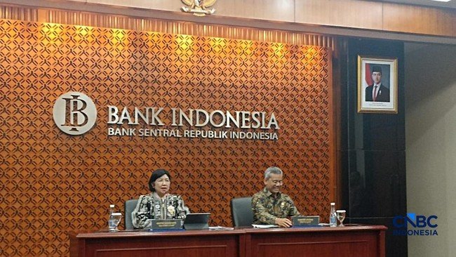 Menkeu Suahasil Nazara Kunjungi Kantor Gubernur BI Destry Damayanti, Bahas Likuiditas dan Surat Utang 1 Menkeu Suahasil Nazara Kunjungi Kantor Gubernur BI Destry Damayanti, Bahas Likuiditas dan Surat Utang