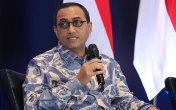 OJK Mengumumkan Penurunan Calon IPO di BEM 4 OJK Mengumumkan Penurunan Calon IPO di BEM
