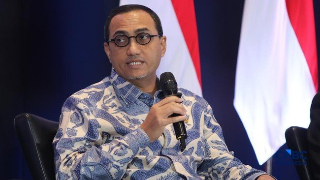 OJK Mengumumkan Penurunan Calon IPO di BEM 1 OJK Mengumumkan Penurunan Calon IPO di BEM