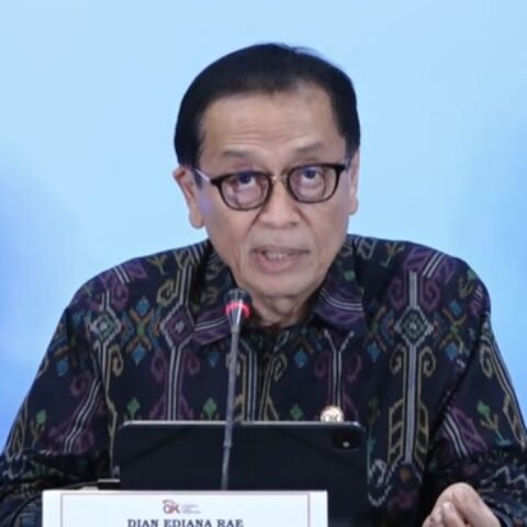 OJK Minta Bank Periksa Kemampuan Debitur Sebelum Naikkan Bunga Kredit