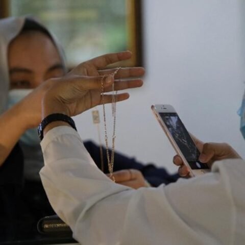 OJK Setujui Dua Perusahaan Gadai Perluas Wilayah Usaha ke Nasional