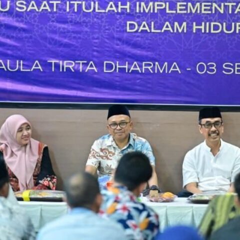 PDAM Makassar Peringati Maulid Nabi, Plt Dirut Ajak Pegawai Teladani Akhlak Rasulullah dalam Pelayanan