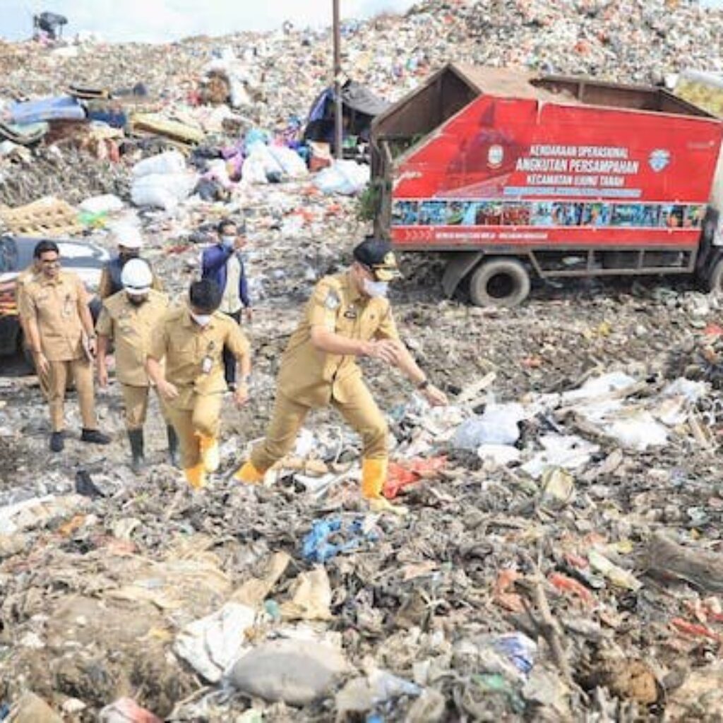 Pemkot Makassar Siapkan Ranch Sapi di TPA Tamangapa untuk Cegah Konsumsi Sampah Plastik