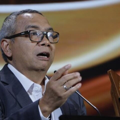 Pesan LPS ke Anak Muda: Kendali Belanja di Era AI, Jangan Terkendali Teknologi 10 Pesan LPS ke Anak Muda: Kendali Belanja di Era AI, Jangan Terkendali Teknologi