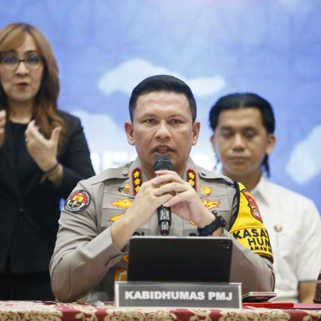 Polisi Tangkap Pria Bawa Celurit di Kawasan Sudirman Jakarta