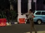 Pria Mengamuk Bawa Celurit di Jalan Sudirman Diamankan Polisi