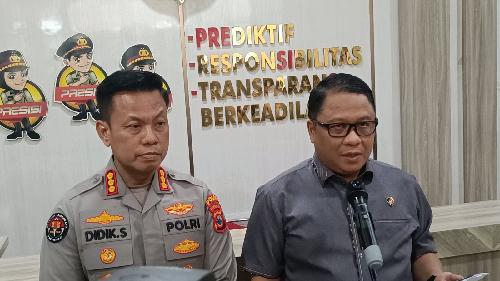 Soal Terduga Bandar Narkoba yang Tewas di Bulukumba, Ditresnarkoba Sebut Keluarga Tolak Autopsi Jenazah 1 Soal Terduga Bandar Narkoba yang Tewas di Bulukumba, Ditresnarkoba Sebut Keluarga Tolak Autopsi Jenazah