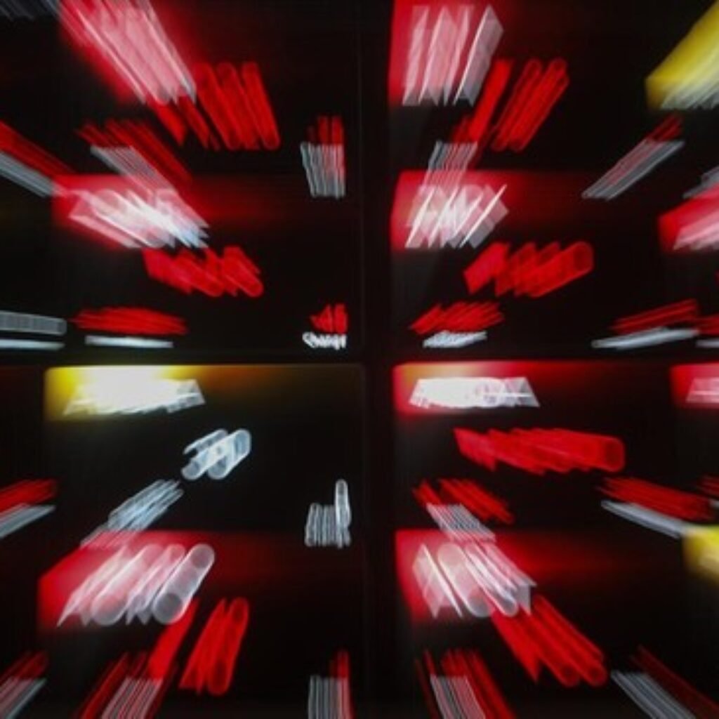 351 Saham Terkunci ARB di Hari Pertama Batas 7%, IHSG Koreksi 3,64%