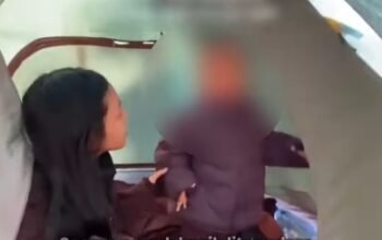 Balita Ditinggal Sendirian di Tenda Gunung Prau 5 Balita Ditinggal Sendirian di Tenda Gunung Prau