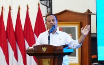 Gaji PPPK Daerah Masuk APBN 2027, Gubernur Sulsel: Sangat Membantu Fiskal 6 Gubernur Sulsel Andi Sudirman Sulaiman menanggapi pembiayaan gaji PPPK daerah melalui APBN 2027