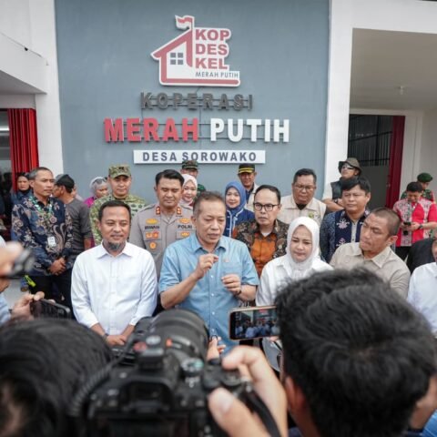 Gubernur Andi Sudirman Sulaiman Dorong Koperasi Desa Pasarkan Produk Lokal