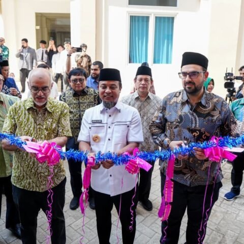 Gubernur Sulsel Dorong Penghafal Al-Qur’an Unismuh Belajar ke Timur Tengah