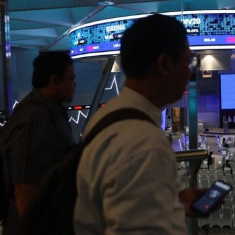 IHSG Melesat 3 Persen, Saham BUMN dan Buyback Jadi Penopang