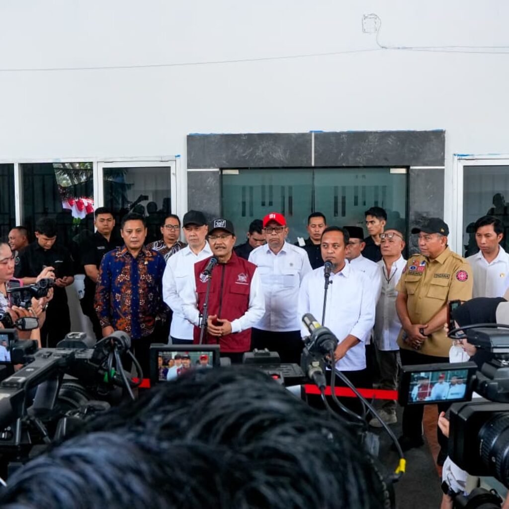Mensos Apresiasi Gubernur Andi Sudirman, Sulsel Provinsi Luar Jawa Terbanyak Gelar Sekolah Rakyat