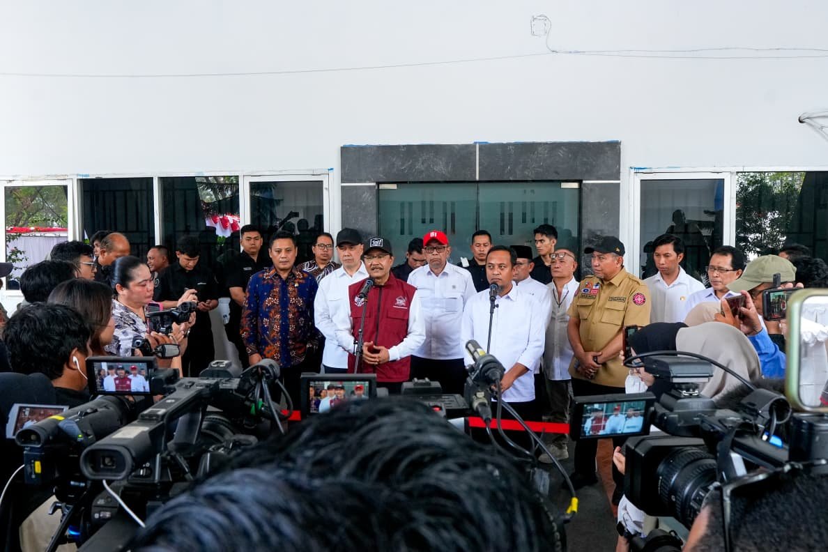 Mensos Apresiasi Gubernur Andi Sudirman, Sulsel Provinsi Luar Jawa Terbanyak Gelar Sekolah Rakyat 1 Mensos Apresiasi Gubernur Andi Sudirman, Sulsel Provinsi Luar Jawa Terbanyak Gelar Sekolah Rakyat