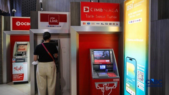 Perusahan Induk Bantah Kabar Rencana Delisting CIMB Niaga 1 Perusahan Induk Bantah Kabar Rencana Delisting CIMB Niaga