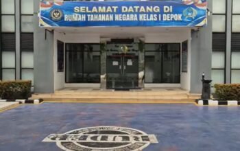 Polisi Memeriksa Pegawai Rutan Depok Terduga Menggunakan Narkoba dan Melakukan Dugem 3 Polisi Memeriksa Pegawai Rutan Depok Terduga Menggunakan Narkoba dan Melakukan Dugem