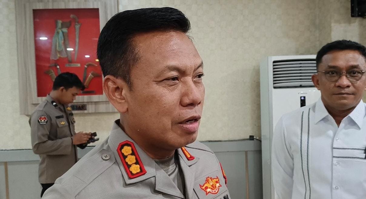 Polisi Polda Sulsel Bekuk Tersangka Phishing R yang Mengelabui Korban dan Curt Rp50 Juta 1 Polisi Polda Sulsel Bekuk Tersangka Phishing R yang Mengelabui Korban dan Curt Rp50 Juta