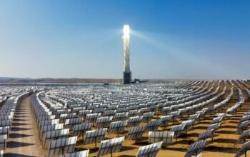 PT PLN Mengumumkan Strategi Energi Surya 100 GWp untuk Menghadapi Lonjakan Konsumsi Listrik Indonesia