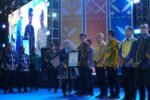Wakil Gubernur Sulsel Fatmawati Rusdi Lepas Ekspedisi Rupiah Berdaulat ke Lima Pulau 3 Fatmawati Dampingi Gubernur dan Menkop pada Harkopnas ke-79 di Sorowako